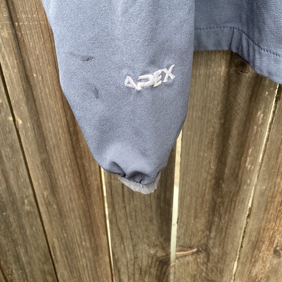 The North Face Windshirt - Picture 5 of 6